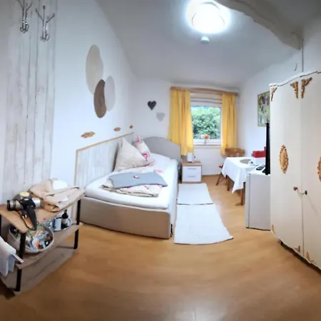 Haus Hoogendam Δωμάτια σε οικογενειακή κατοικία *