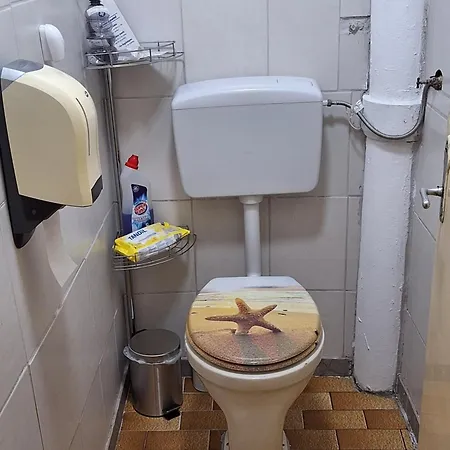 民宿 Haus Hoogendam 莱奥本