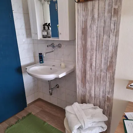 Haus Hoogendam ホームステイ レオーベン