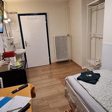 Haus Hoogendam ホームステイ