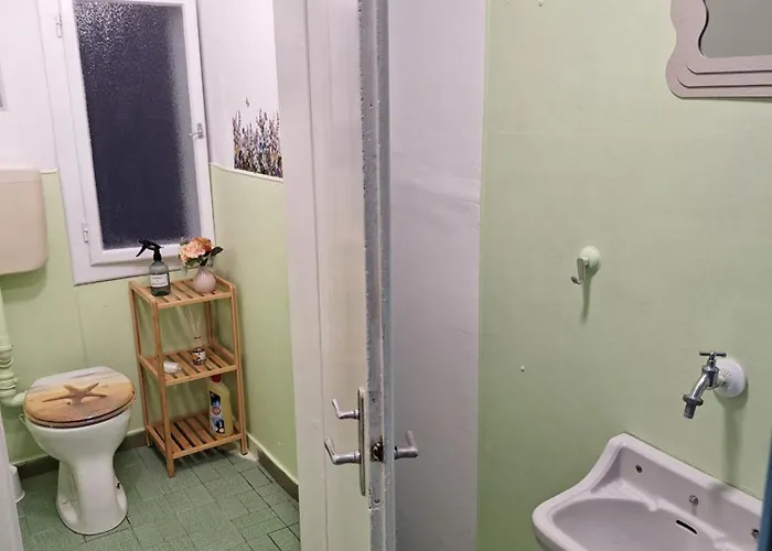 Haus Hoogendam 홈스테이 레오벤